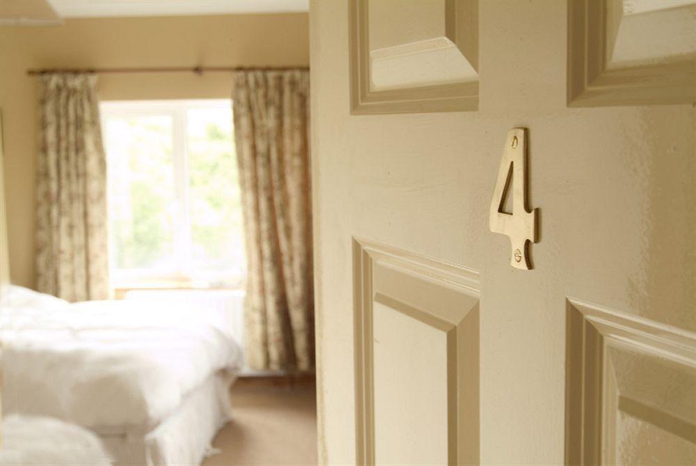 Sharamore House Bed & Breakfast